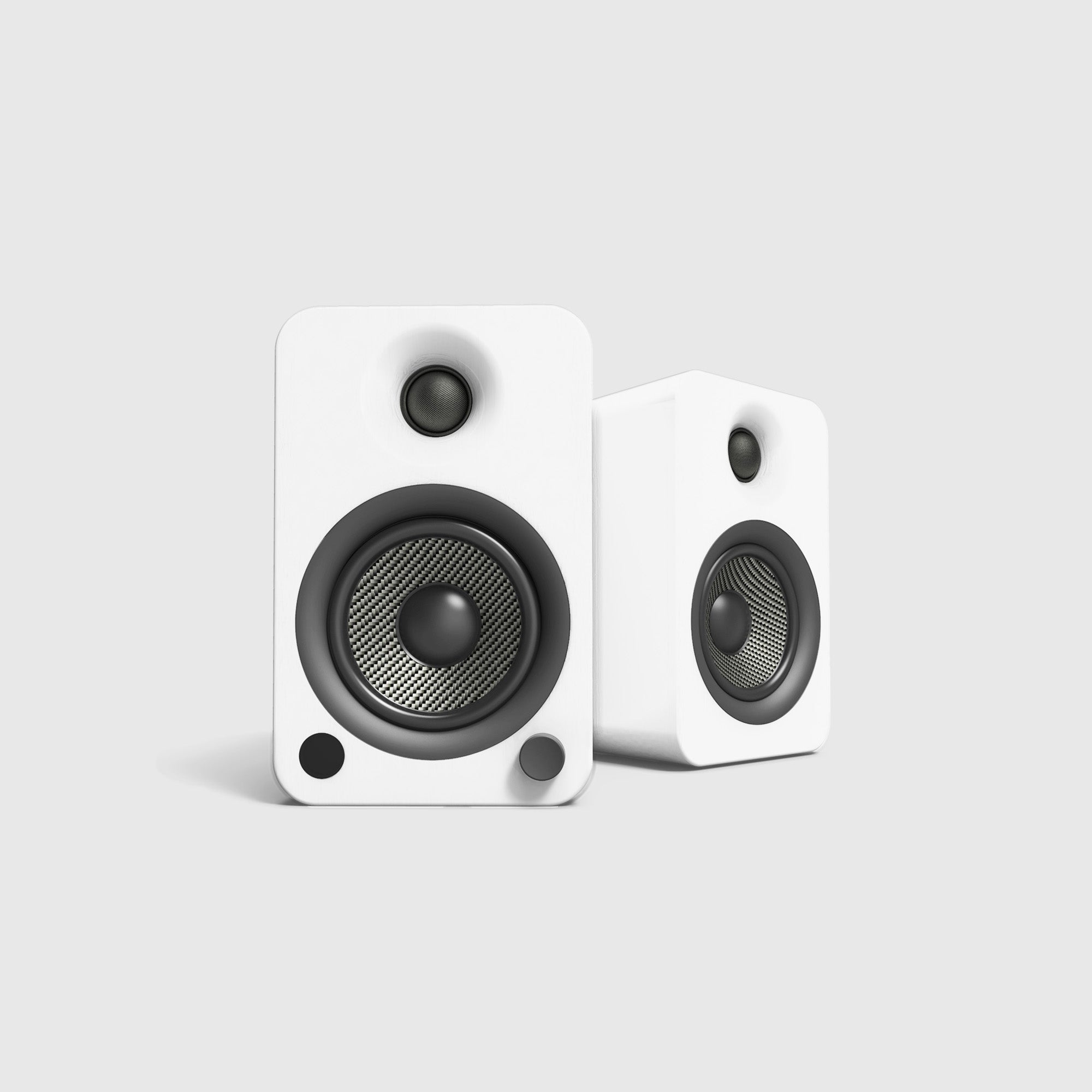 YU4 - White