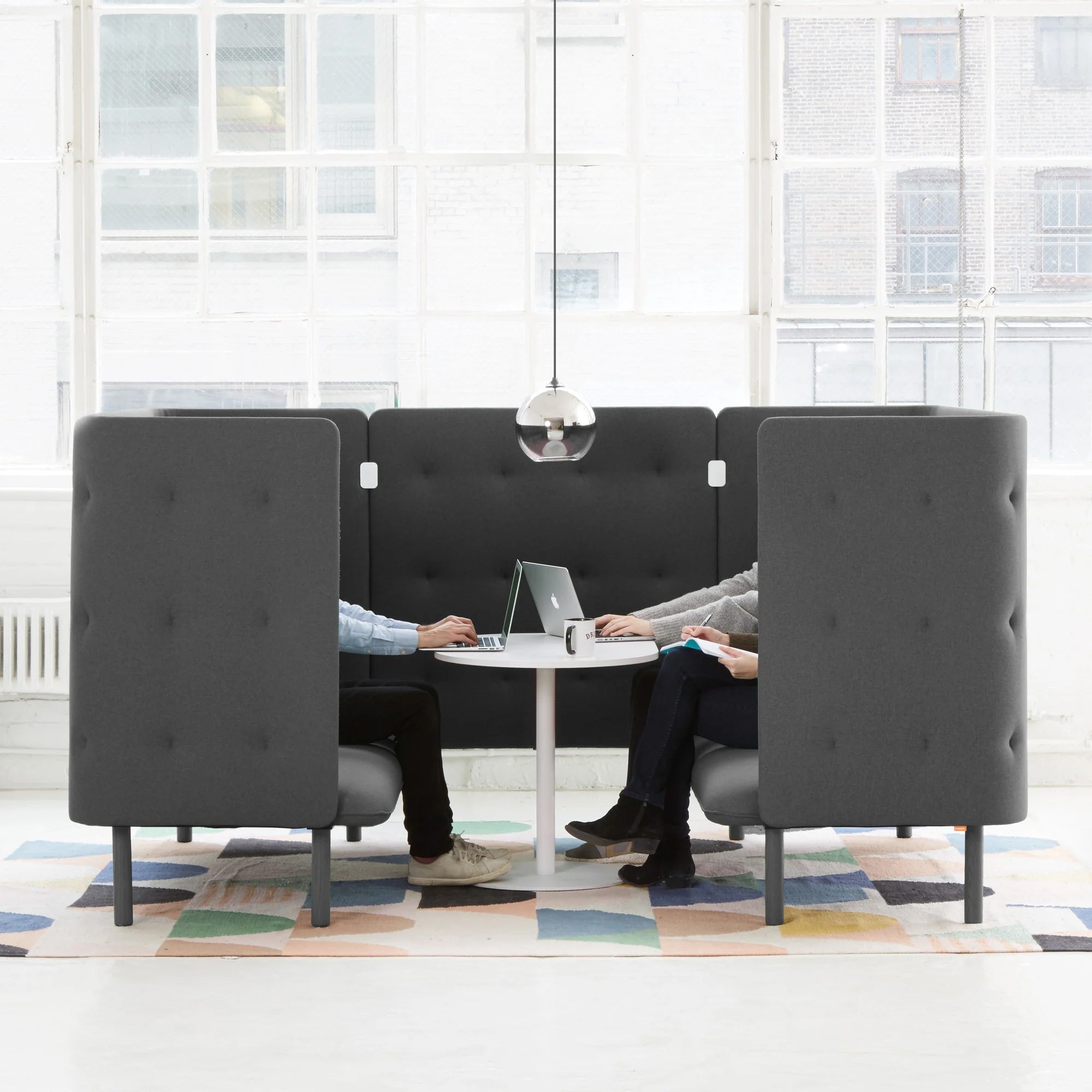 QT Privacy Lounge Sofa Booth