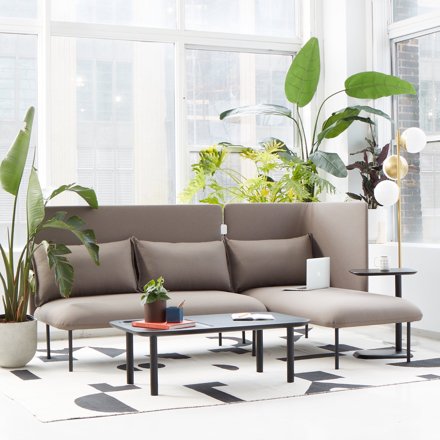 QT Adaptable Lounge Sofa + Right Chaise