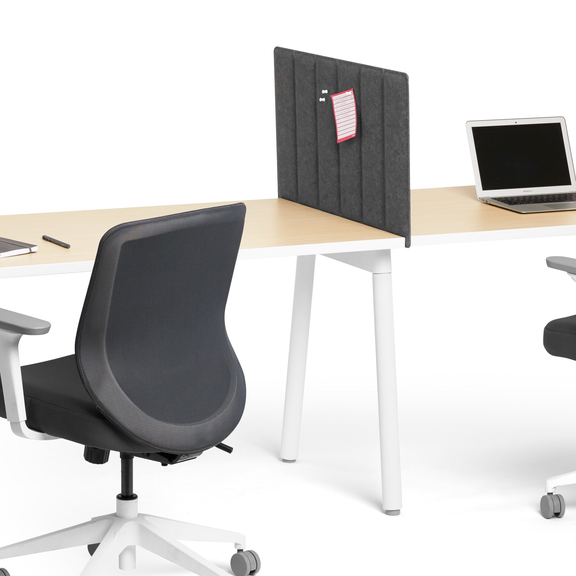 Pinnable Molded Privacy Panel, Side-To-Side