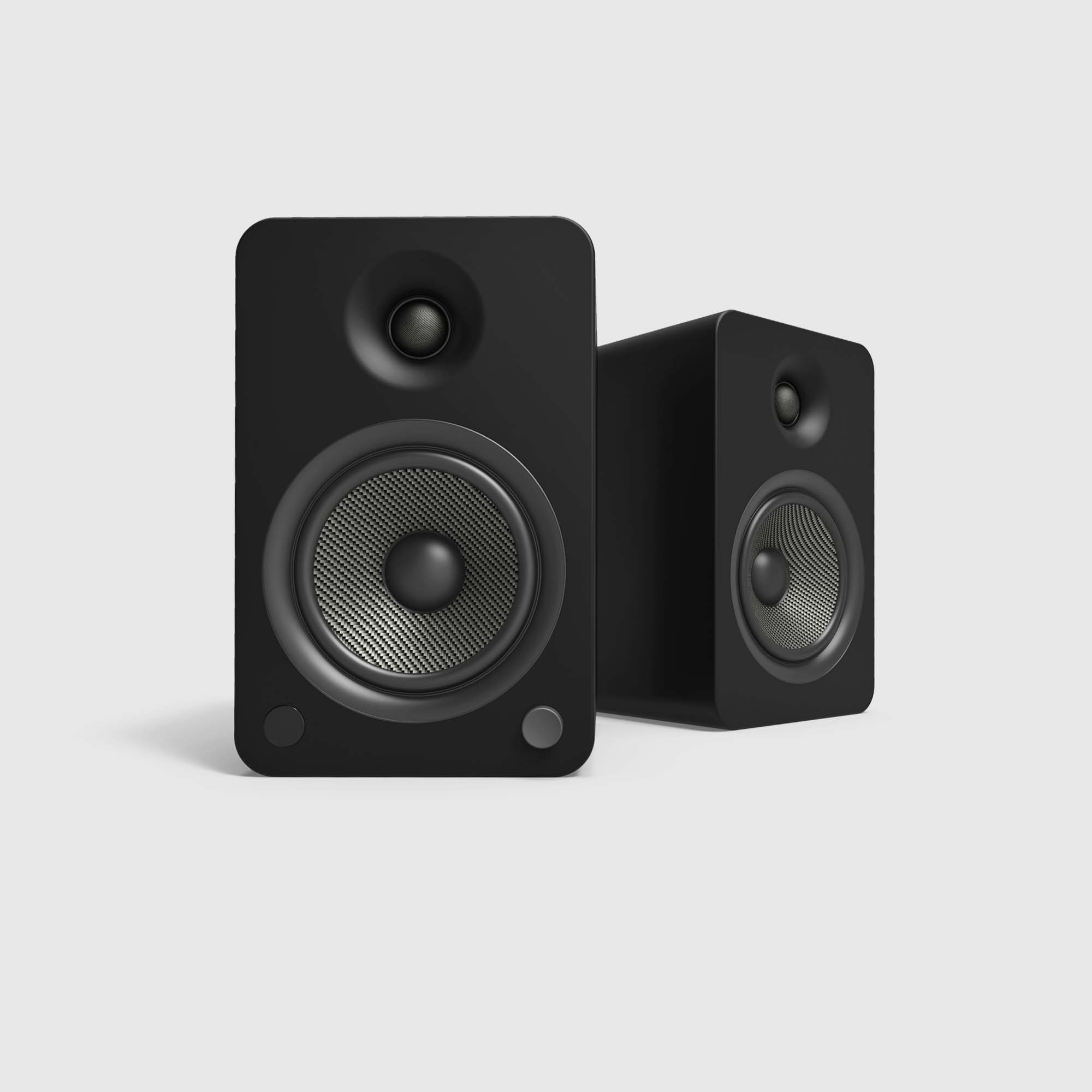 YU6 - Black